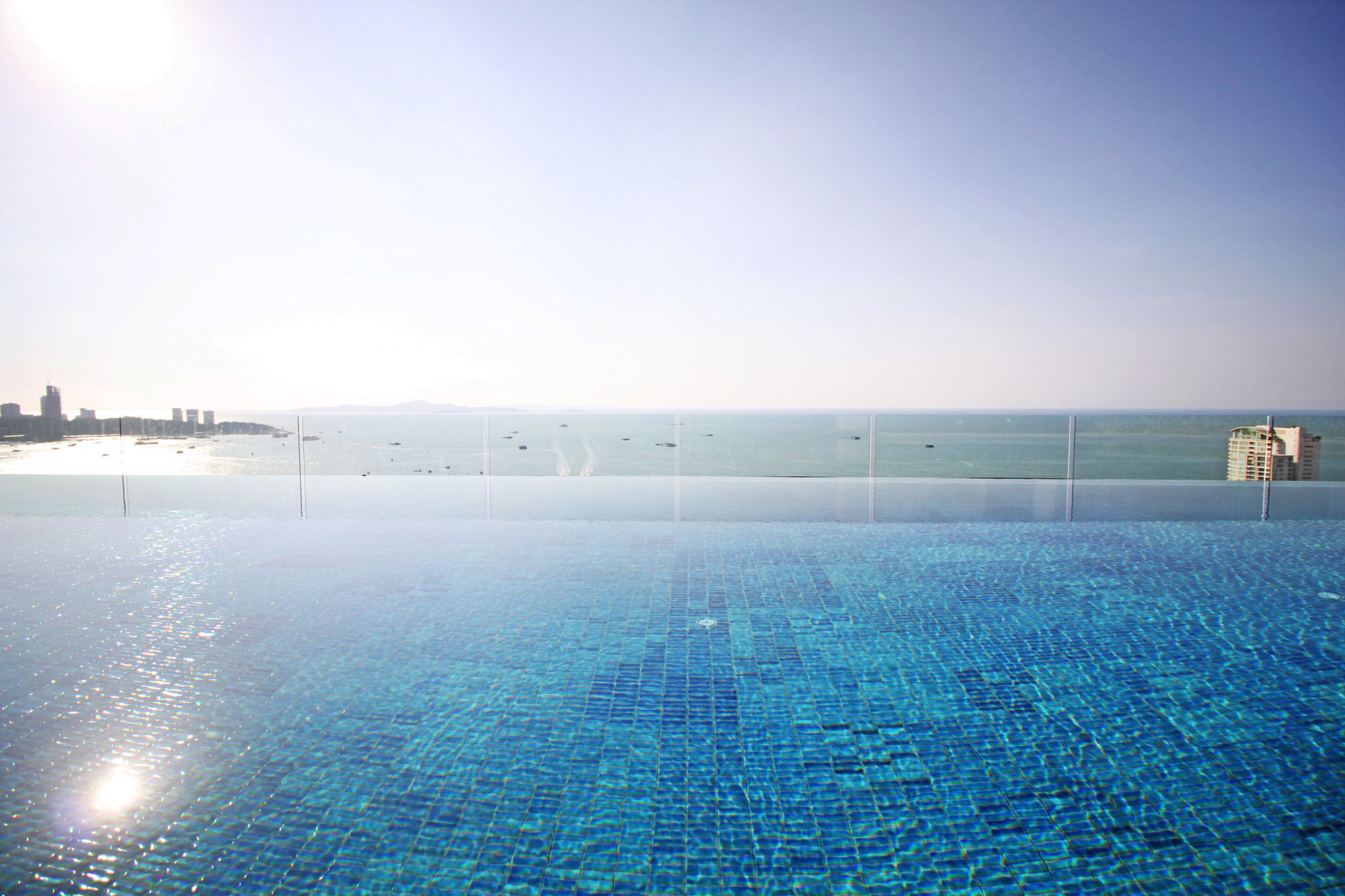 באנג לאמונג Centric Sea By Pattaya Holiday מראה חיצוני תמונה